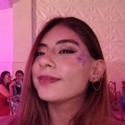 AlejandraCBRP's profile picture. cosa que solo uso para compartir cosas de TayTay