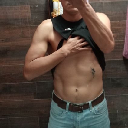 BitsMora's profile picture. 