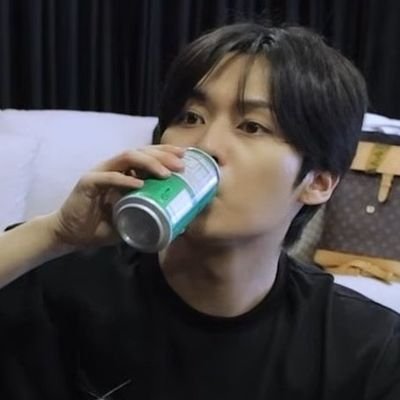 casual #리노 collector • main acc • 99' line — ot8 @minsungritos