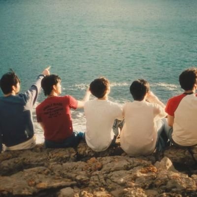 Let's continue to trust and be each other's light in the dark @TXT_members