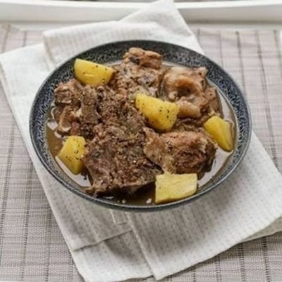 memesmiste83472's profile picture. 