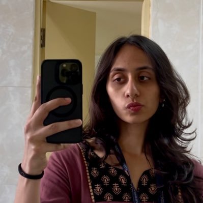 fr1edriceluvr's profile picture. i’m trying my best she/her