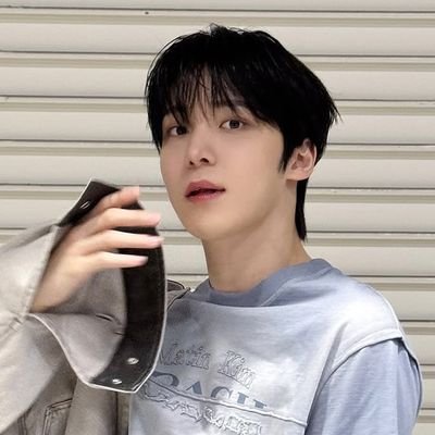 * ੈ✩‧₊ for my enhypen & ateez
𖤐 제이 - 성훈 - 윤호 - 우영