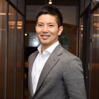 SQUEEZEを創業し、観光・宿泊業界のDXを推進しています。SaaSのプロダクト開発や遠隔オペレーションなどを展開しつつ、ホテルを軸にした新しい街づくりをやっていきたい。 北海道出身→東海大札幌高校・野球部→東海大学→ゴールドマン・サックス→トリップアドバイザー→2014年にSQUEEZE創業