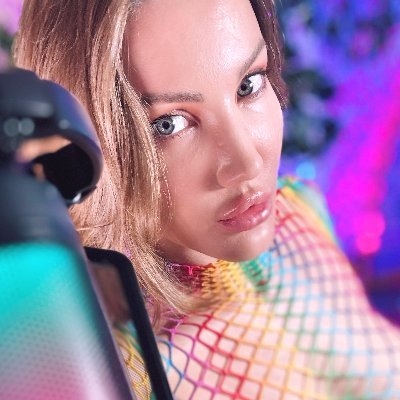 Feral Doll, Cam model, Сontent creator 🔞 https://t.co/NlYvGyYaNj https://t.co/agXXLIxJ2i #CamAngels #anal #squirt #fisting #milf