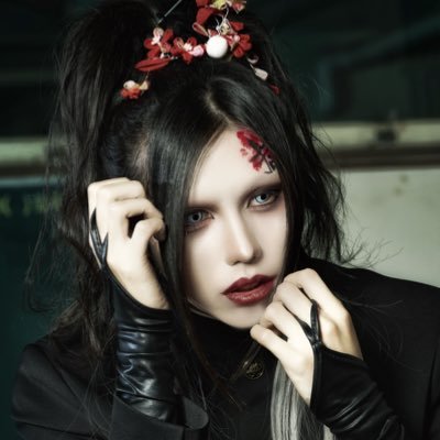 鐘ト銃声 / 「底。 鐘ト銃声 (Kane to Juusei) - ｢底｡【 2025.02.15 HOLIDAY NEXT