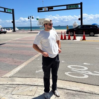 JoseFldlR's profile picture. la buena vida y la poca vergüenza