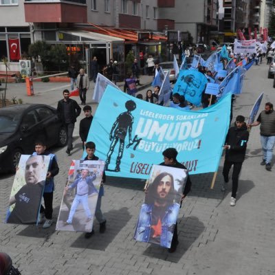 hopagencumut's profile picture. LİSELER BİZİMDİR, BİZİMLE ÖZGÜRLEŞECEK!