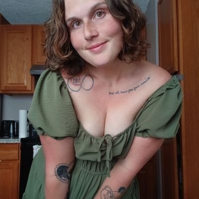 @mamahailz