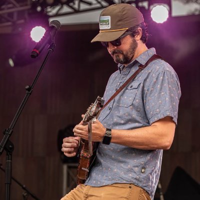 Writer. Attorney. Musician. Mobile Baykeeper. Short fiction in @WhiskeyPaper, @CrackTheSpine, @Deepsouthmag, @Foliate_Oak, and several others.