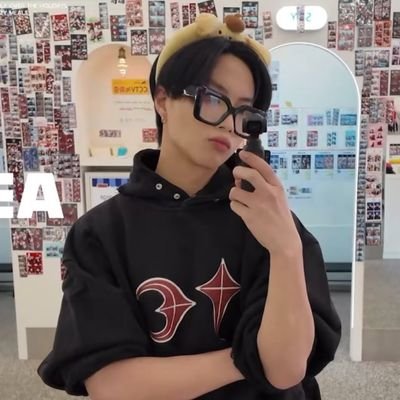 ── 𝙹𝚄𝙽𝙶 (𝚃.) ♡ 799% ’ Ⓜ️y ! 𝙿𝚄𝙿𝙿𝚈 ੯‧̀͡u\ #rw_myborr 🎀
' 𓊆 🐰۫ ᴊᴜɴɢᴛ ּ 🍒 ּ ᴀᴀ ּ 🧃 ּ ʜᴇᴀʀᴛ ּ 🦋 𓊇