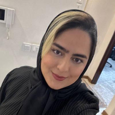 setashiiz's profile picture. «همان بچه فنّی سابق» «اون درخت تن‌سپرده به تبر»