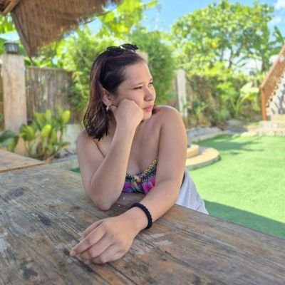 HoneyLopez24's profile picture. 