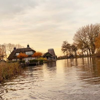 Shh_191's profile picture. 