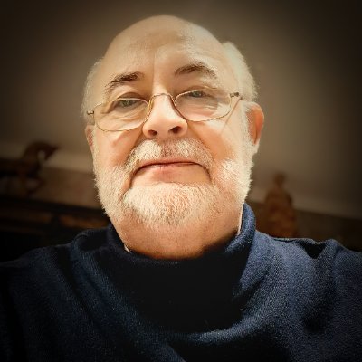Italian Food and Wine fan, Ticino (Switzerland) fanatic, music lover, amateur photographer,