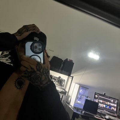 rascalmuslih's profile picture. ain’t nobody prayin’ for me