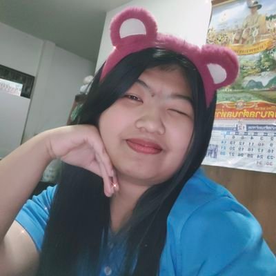 jb9lcSjY3U8HeQd's profile picture. 
