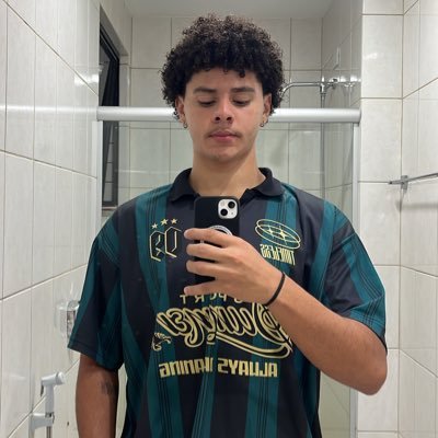 tudo mudou e nada mudou. fotógrafo talentoso postura é lixo cá sou marrento @flamengo