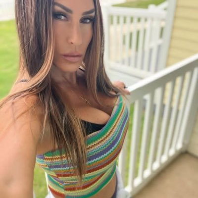 cinemakissses's profile picture. 