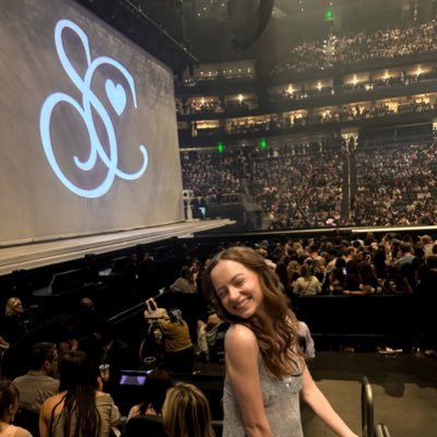 #TAYLORSWIFT: kyleigh, right? 🫂 backup: @swiftskelsea