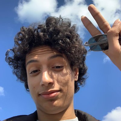 7eshamfoda's profile picture. مشجع للزمالك وليفربول