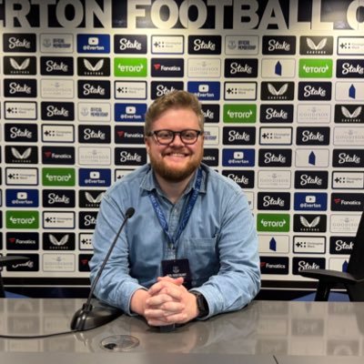 🏢✈ Try to understand politics for a living ⚽ @Everton 🎸Glamorous indie rock and roll lover 🚫Views are all mine. RTs probs not 🌹