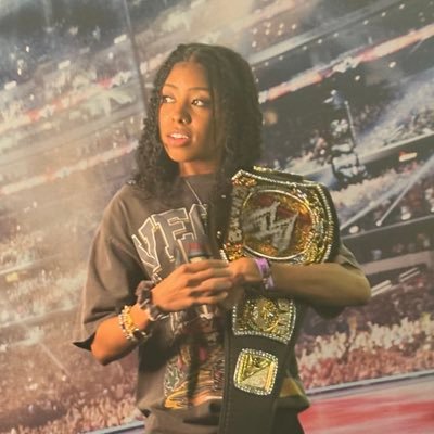 VelzSantana's profile picture. The Heel Whisperer
