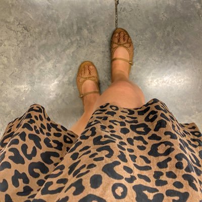 esmeraldit_a's profile picture. Tengo mal carácter, pero nunca mal corazón.💓 amante de la moda y viajes 👗🪡🧳🛩️🫶🏻✨🌈