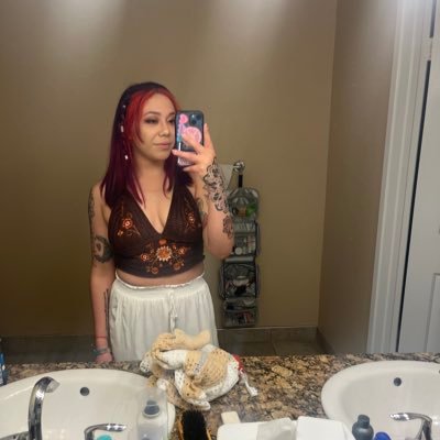 _Risssssaaaa's profile picture. J.✨| 01.26.19 🤍| 🇬🇹x🦋| 📍PNW