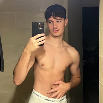 🇫🇷 • for all my exclusive content follow me on https://t.co/JIDPTjVbtq