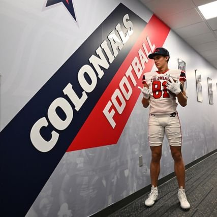 WR @ Robert Morris University | 2029 | 6'2'' 185 | 6'4'' Wingspan | 42'' Approach Vertical | HC: @80sCane57 | https://t.co/xF7a40mAOQ