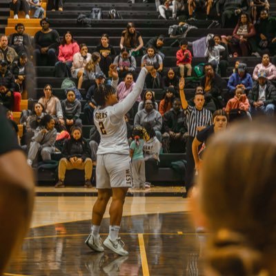 kayyfacts's profile picture. 2025 senior - ar elite 17u gold - number 10