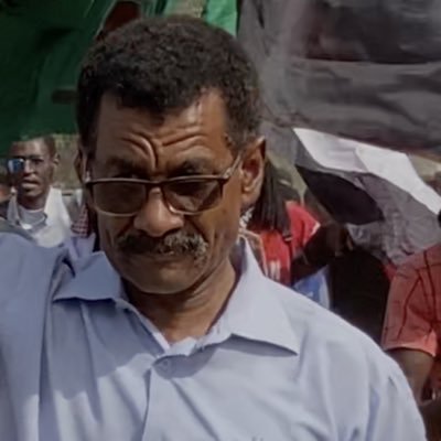 مقدم معاش - الكلية الحربية ، محاضر في Makerere University -military science