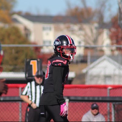 26’ | 5’7 140| WR | | 3.0 Gpa | Bench 225 Squat 315 @wphs_exposure Honor Roll Student! Email: kaedenkelley12@gmail.com💻 Phone #: (302)-333-6800📲