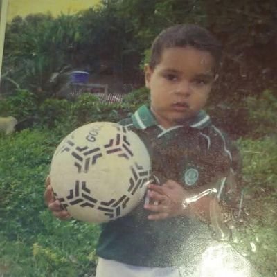 soweuto's profile picture. falo merda e escuto Samba.

raso e vulgar.