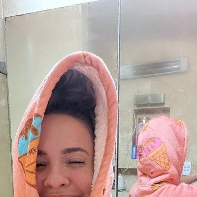 You can't love someone in an hour...by just texting. Don't pretend. Be the real you and someone who wants love ❤️might love
WWE FAN
Are you near by let hook up