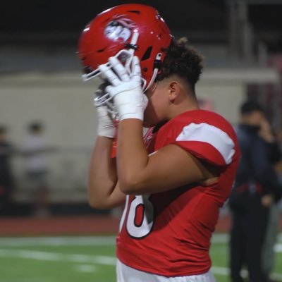 KiamaiaC's profile picture. Kiamaia Campbell 6’4 270lbs | 4.0 GPA | Kahuku high School | class of 2026 | O-line | Laie made 🤟🏽  NCAA ID# 2509729813