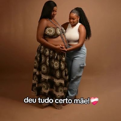 Extremamente intensa em tudo que faço 😉
Dofona de legbara🔱