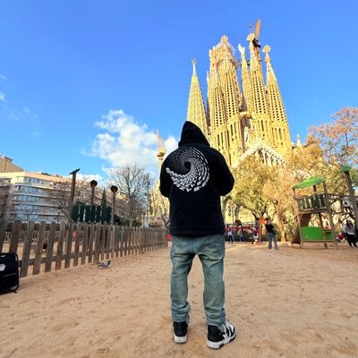 Beazy.global Profile