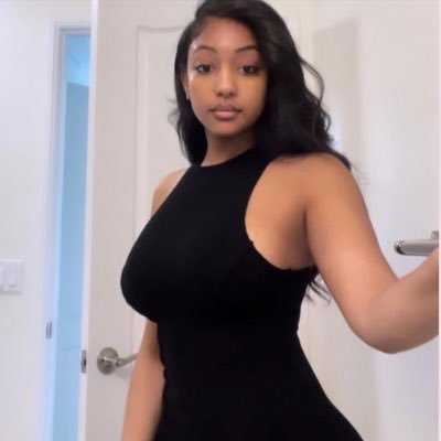 JohnsonShe43534's profile picture. 