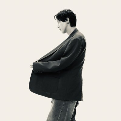 見つけていただいた方ありがとうございます 。歌作って歌います。推しに会うために!! リンクから楽曲に飛べるのでぜひ! https://t.co/9JOtzbBm09