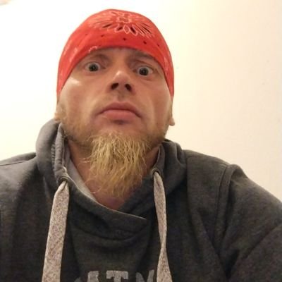 xDARKNIGHTCLUBx's profile picture. Erhängung Geister Raumschiffe Engel artige Schwarze u.  Weiße mit Planeten Japanische Drachen und noch viel gestörtes Zeug das mich plagt ...