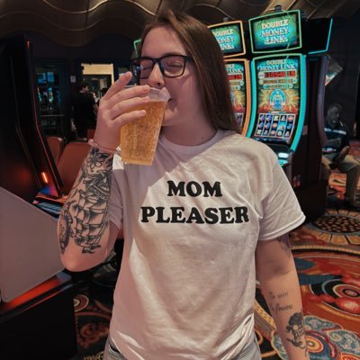 katielprofitt's profile picture. boo boo buggy driver