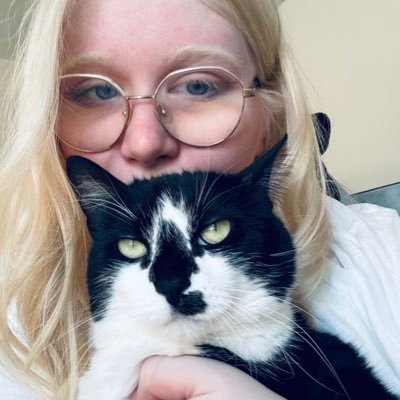 itsnoracat's profile picture. Graphic Designer