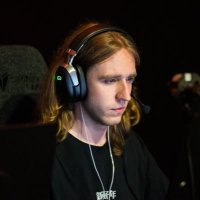 QUERNI (@querni_) 's Twitter Profile