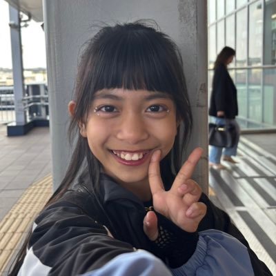 【母管理】 ︎✳︎ js5✳︎🌸Sakura Bloom Superiors🌸のsa-ra(さーら) です❤️💜🧡 歌って踊ることが大すき🎵NiziU大すき💫WithU🌈101匹わんちゃん大すき🐾動物大すき 🐾フェレット2匹飼ってます* 応援よろしくお願いします。🎂10月1日🥳