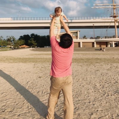 crypto_Rittu's profile picture. 妻と娘2人、家族4人暮らし。お小遣い月1.5万のパパが仮想通貨に50万投資。 将来のために“稼ぐ力”をコツコツ習得中。 体験談・気づき・ネタ系ポスト発信してます！ ▶ブログ更新中：https://t.co/3ATfXueQUl