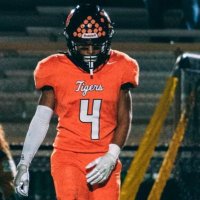 🆎🎸🦍 (@aanavyonbrown) 's Twitter Profile
