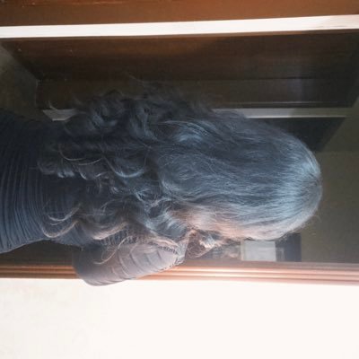 notetomyself44's profile picture. فراشةً حامتْ على لهبِ الحياةِ