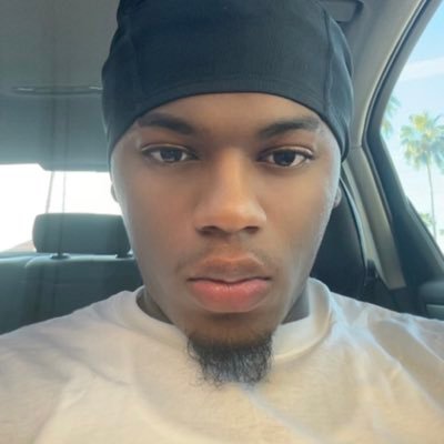 Straight, 6'2 and 10.2in 😈can look all you want but will never touch unless you my girl💯 No collabs🙅🏾♂️solo content only❗️$10 DM Fee! $hittaproductions